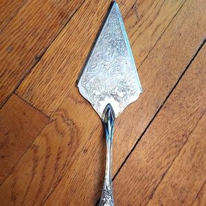 Vintage Cake / Pie / Pastry Server - Silverplated King's Pattern